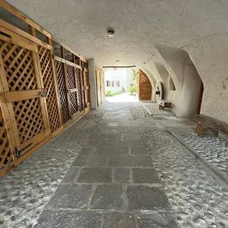 Irivas Lodge Pellizzano Exterior photo
